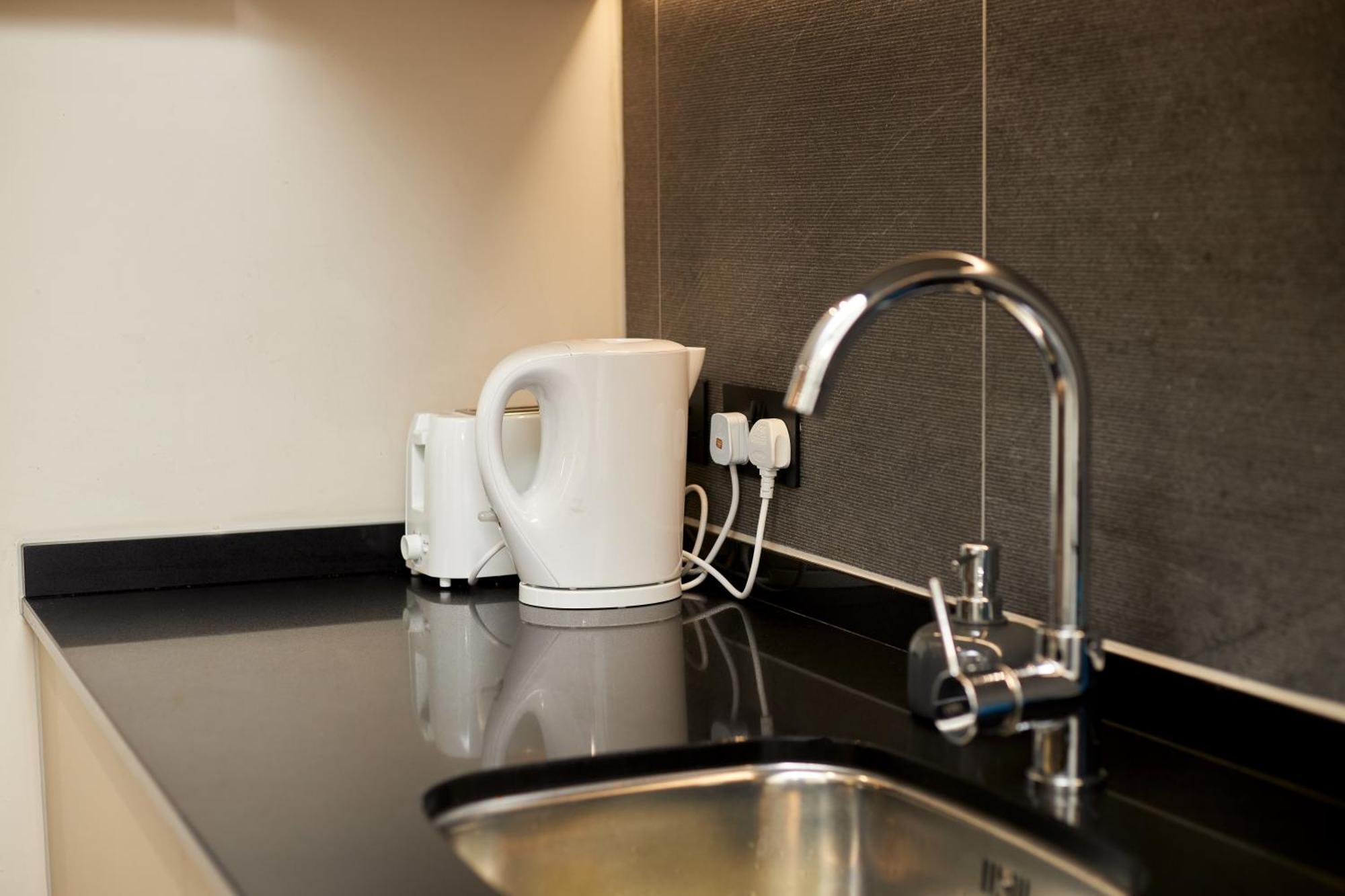 Central Manchester Luxury 2 Bed Apartment With Balcony Exterior foto